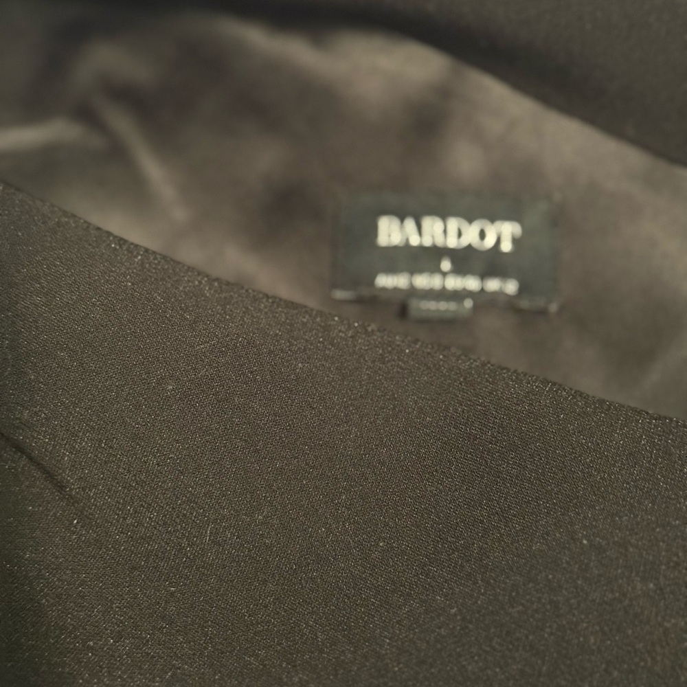 Bardot Black Asymmetrical Ruched Cocktail Gown - Picture 6 of 10